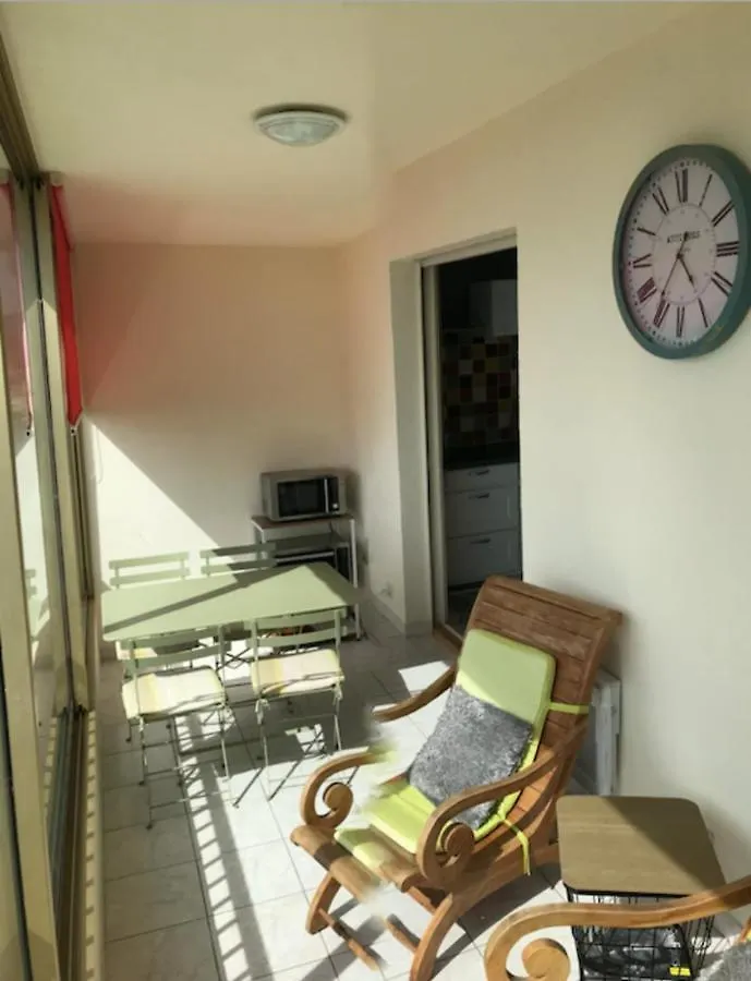 Charming Studio With Terrace And 180 Sea View Six-Fours-les-Plages Apartment