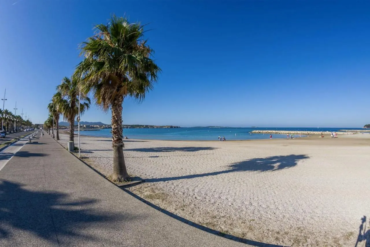 Charming Studio With Terrace And 180 Sea View Apartment Six-Fours-les-Plages 0*,  France